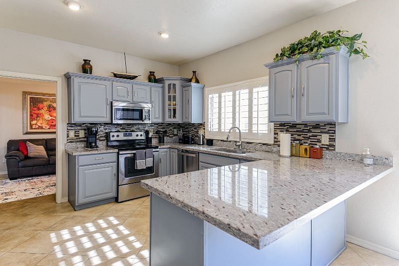 Furnished Finder property 527156_1 photo 7