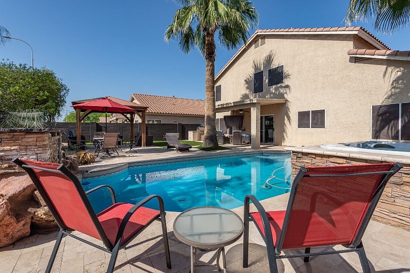 Furnished Finder property 527156_1 photo 26