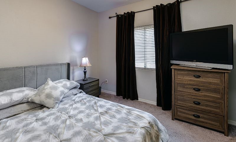 Furnished Finder property 527156_1 photo 13