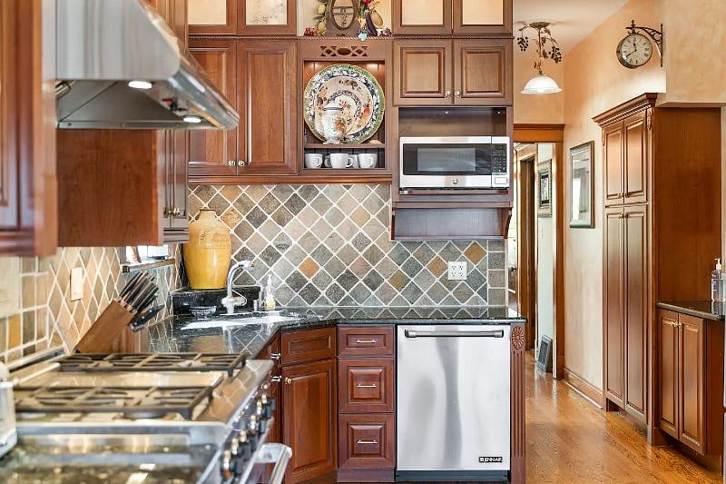 Furnished Finder property 527161_1 photo 15
