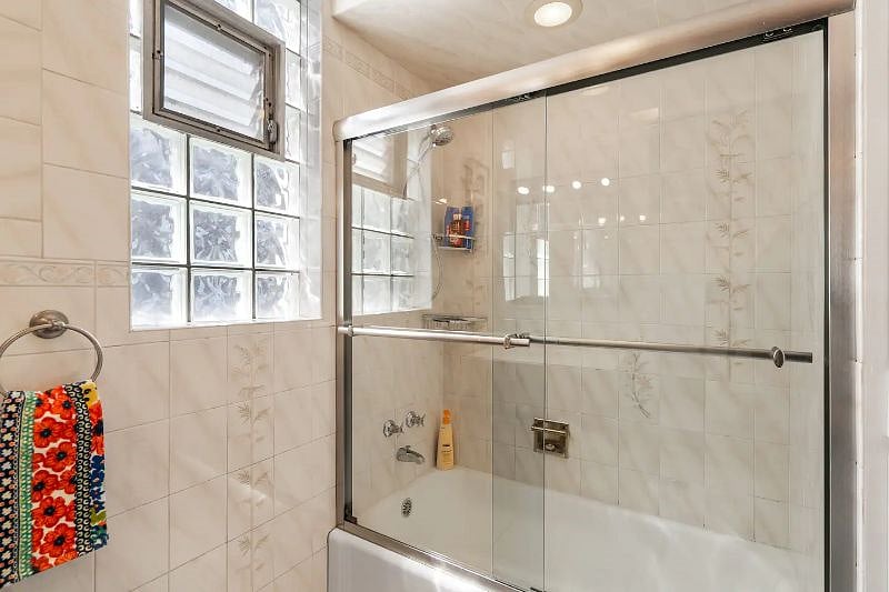 Furnished Finder property 527161_1 photo 24