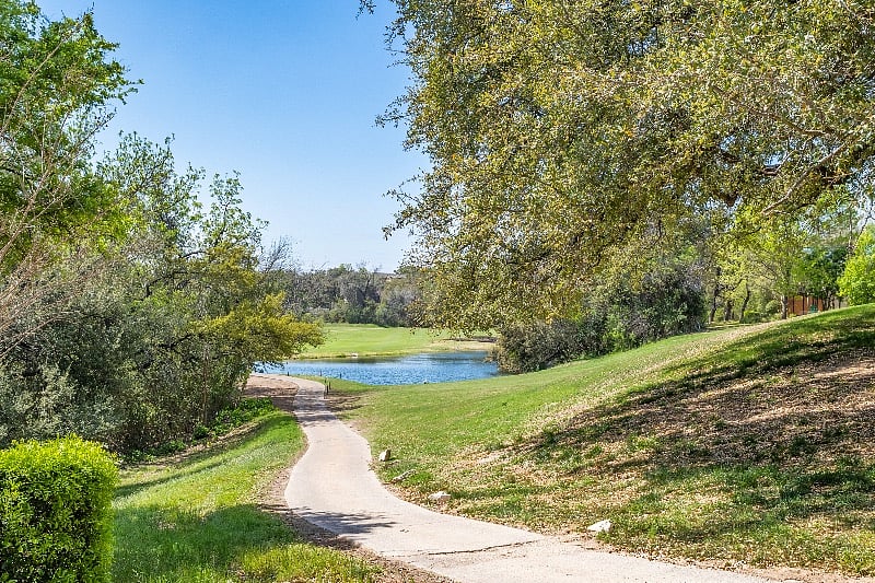 Furnished Finder property 527197_1 photo 15