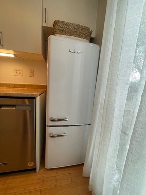 Furnished Finder property 527199_1 photo 14