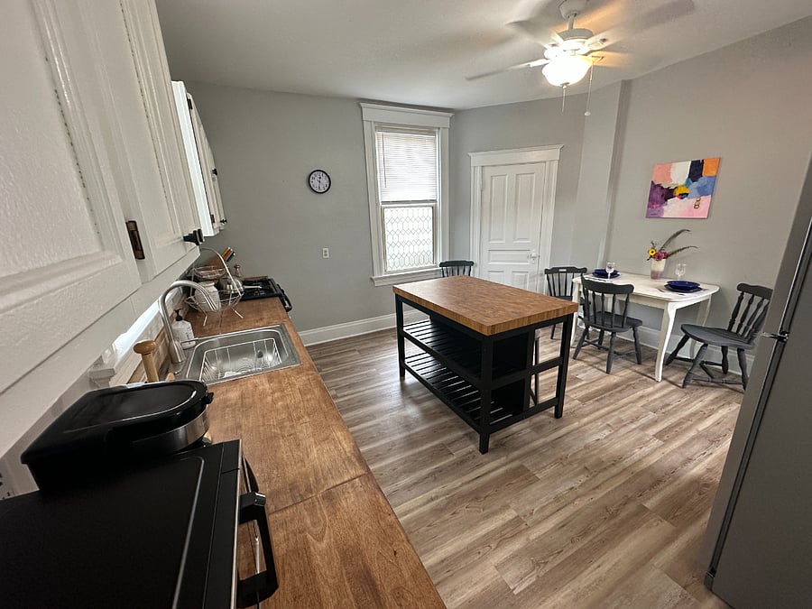 Furnished Finder property 527214_1 photo 6