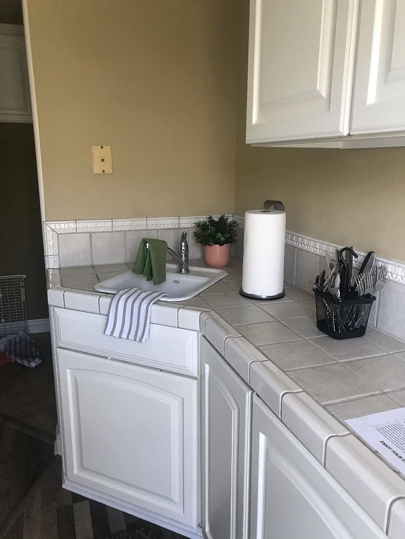 Furnished Finder property 527226_1 photo 5