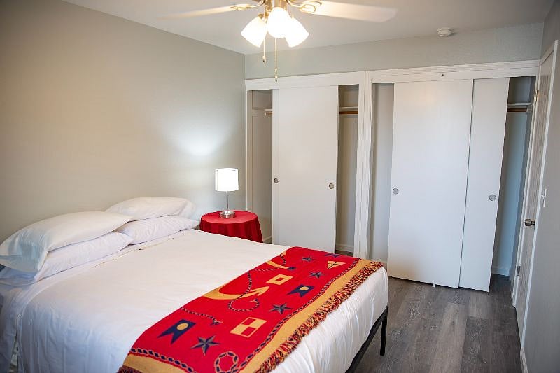 Furnished Finder property 527259_1 photo 17
