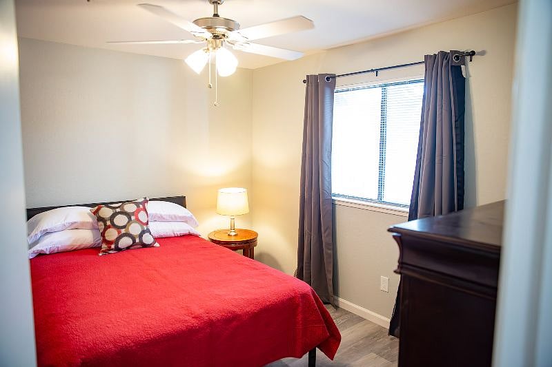 Furnished Finder property 527259_1 photo 10