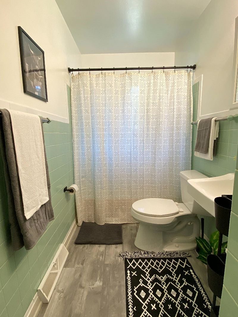 Furnished Finder property 527299_1 photo 12