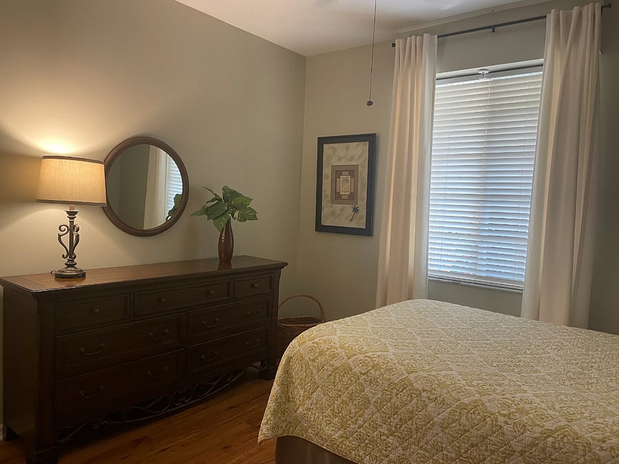 2nd bedroom