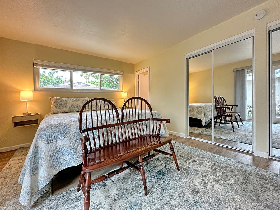 Principal Bedroom, large closets and restroom.
