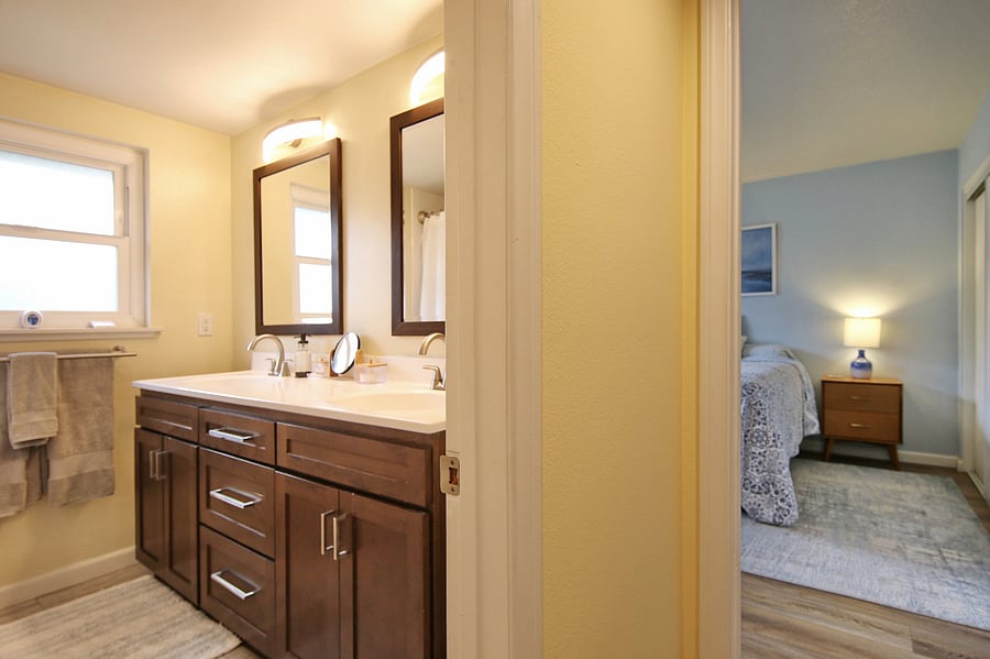 Guest Restroom & Bedroom.
