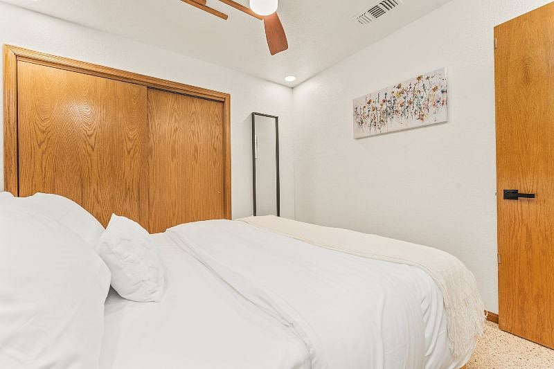 Furnished Finder property 527361_1 photo 13