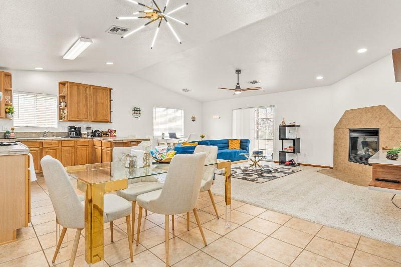 Furnished Finder property 527361_1 photo 18