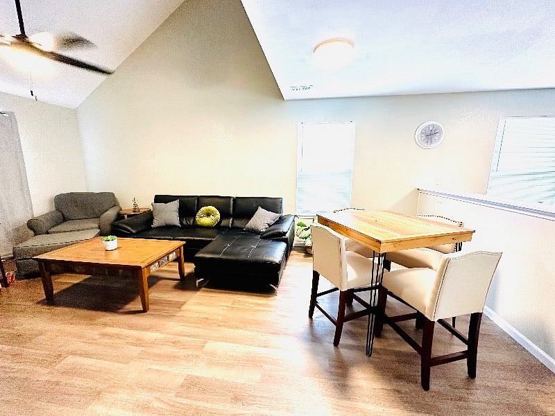 Furnished Finder property 527421_1 photo 4