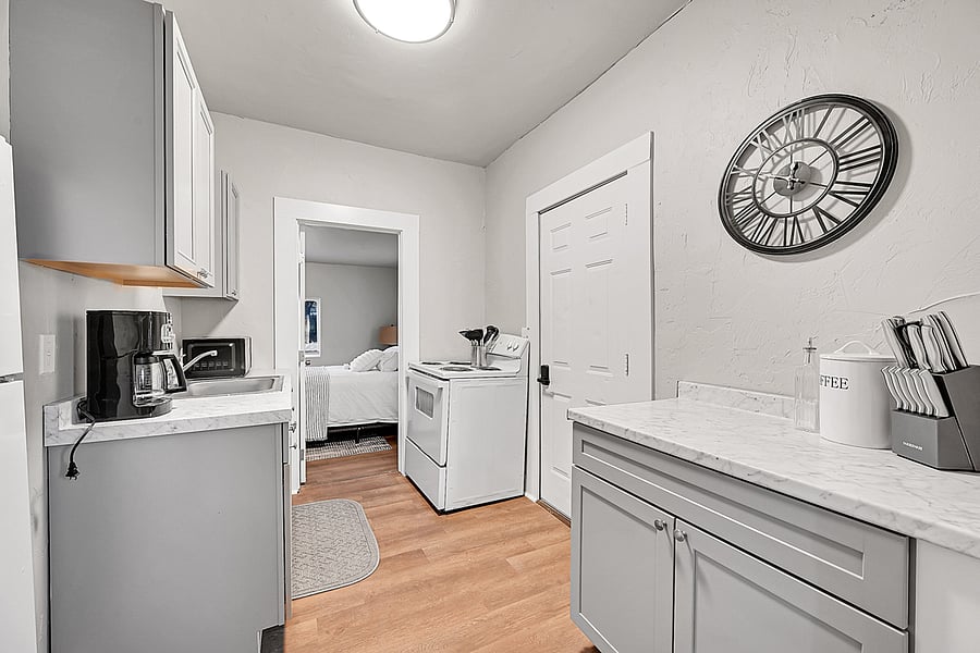 Furnished Finder property 527496_1 photo 12