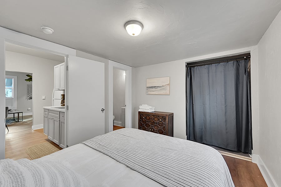 Furnished Finder property 527496_1 photo 18