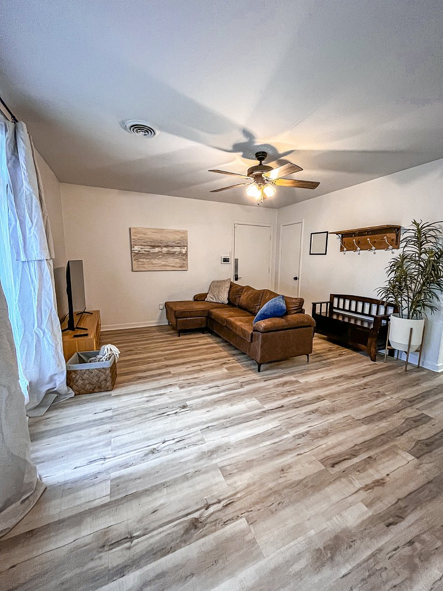 Furnished Finder property 527553_1 photo 3