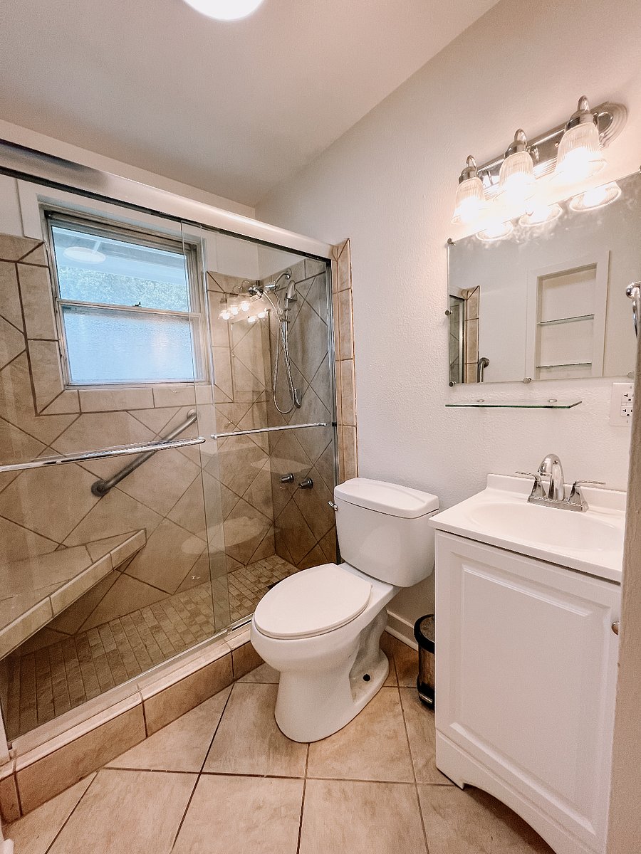 Furnished Finder property 527553_1 photo 14