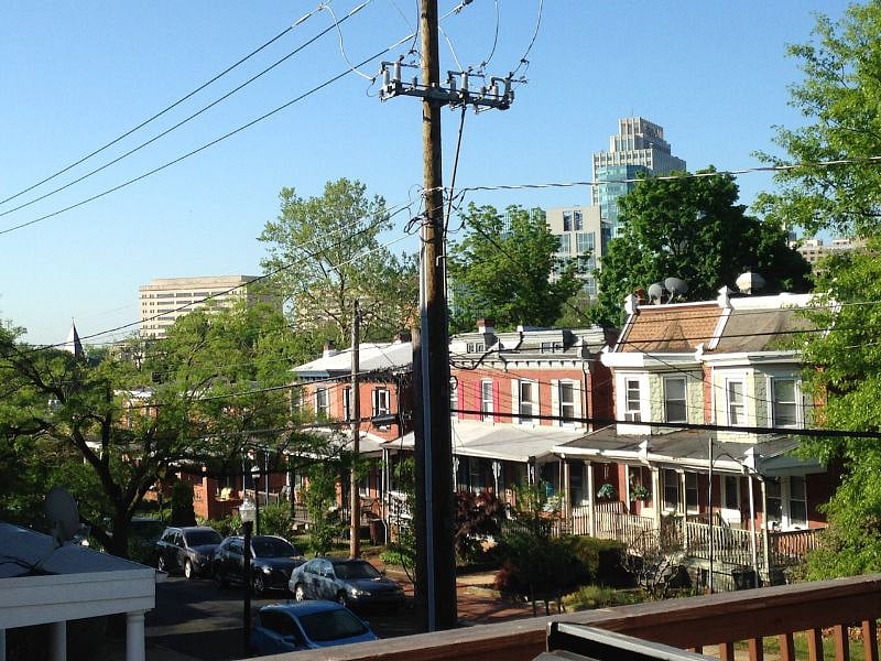 Downtown city and Brandywine Park views from the 2nd story deck