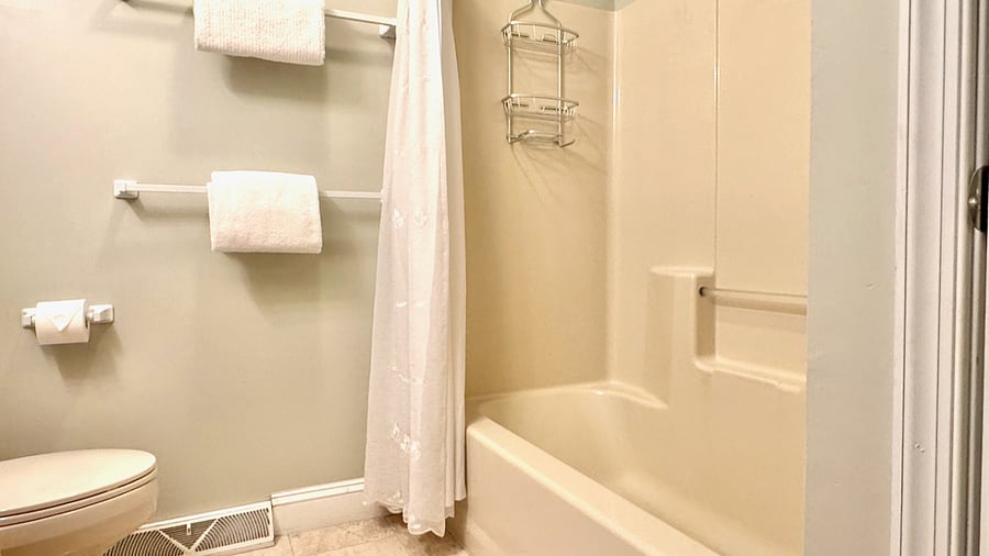 Furnished Finder property 527580_3 photo 7