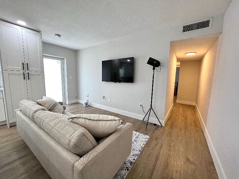 Furnished Finder property 527603_1 photo 7