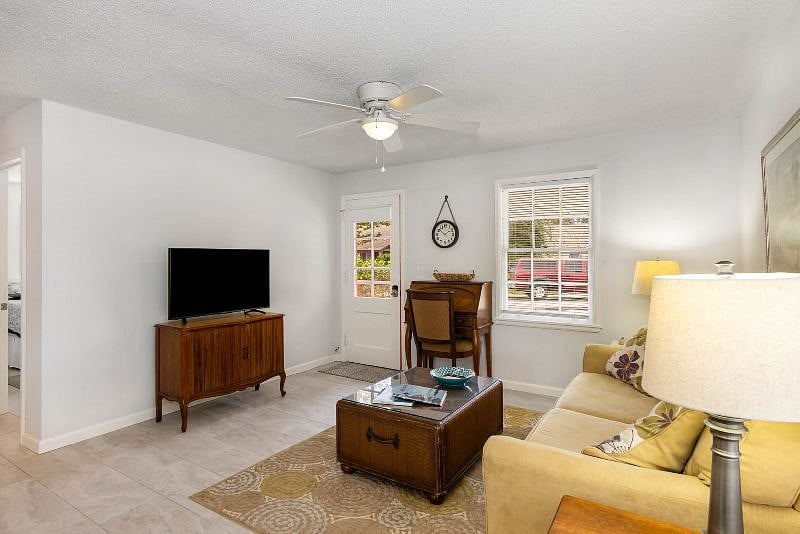 Furnished Finder property 527619_1 photo 5