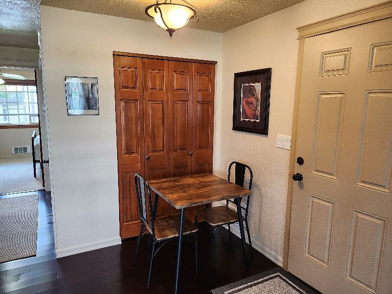 Furnished Finder property 527742_1 photo 4