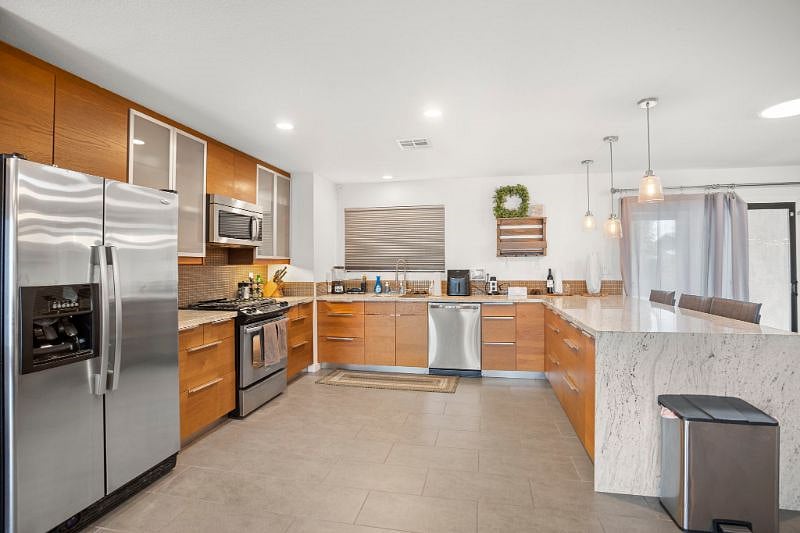 Furnished Finder property 527747_1 photo 7