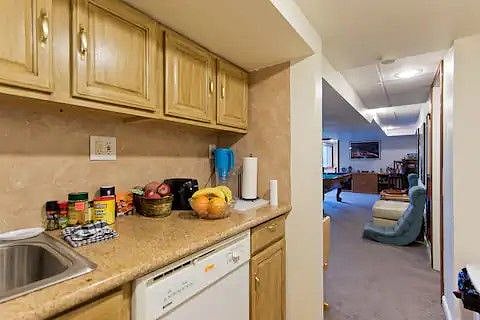 Furnished Finder property 527758_1 photo 8