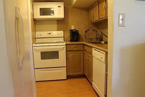 Furnished Finder property 527758_1 photo 9