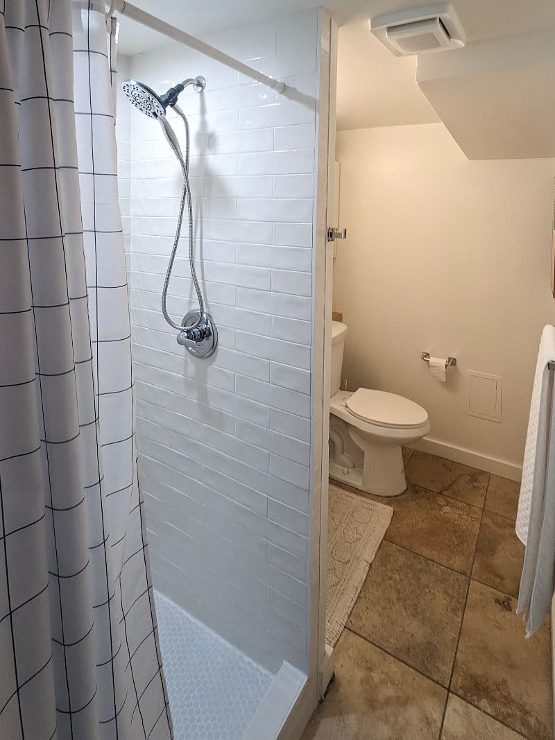 Furnished Finder property 527832_1 photo 9
