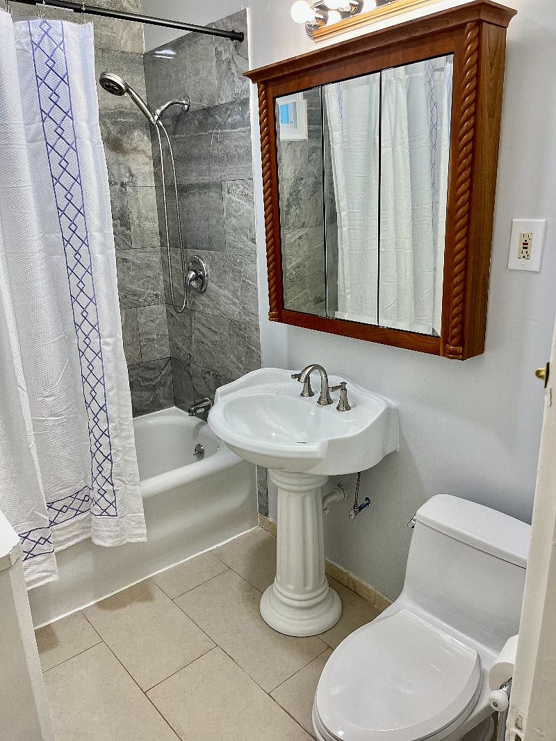 Furnished Finder property 527845_1 photo 3