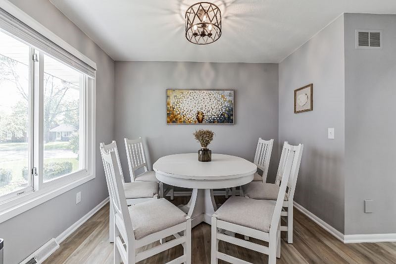 Large dining table with warm vibes.