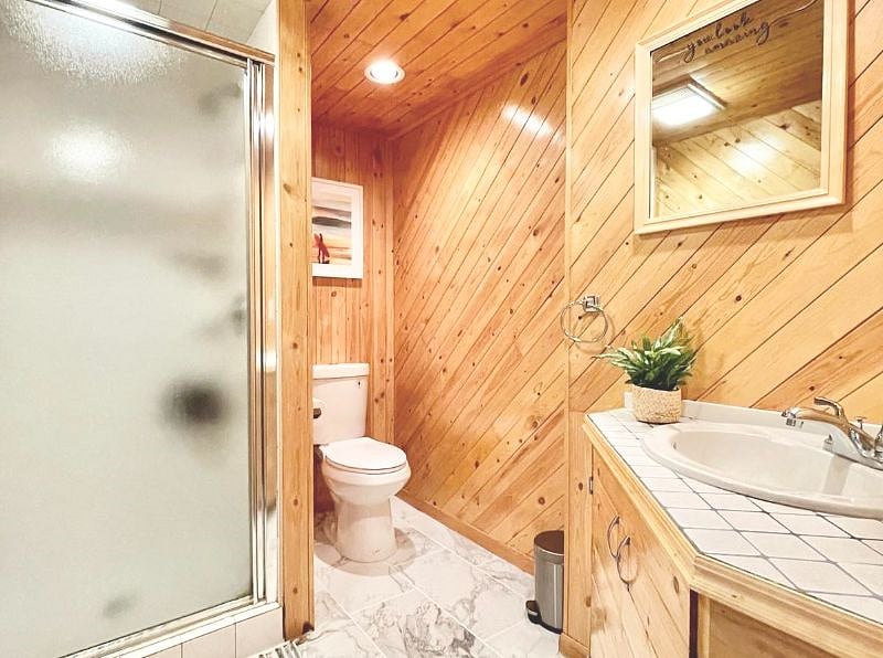 Lower level floor bath shared with rooms 4 and 6. Shampoo, Conditioner, Body Wash supplied along with toiletries supplied including toilet paper, hands soap, toilet bowl bleach and cleaners.