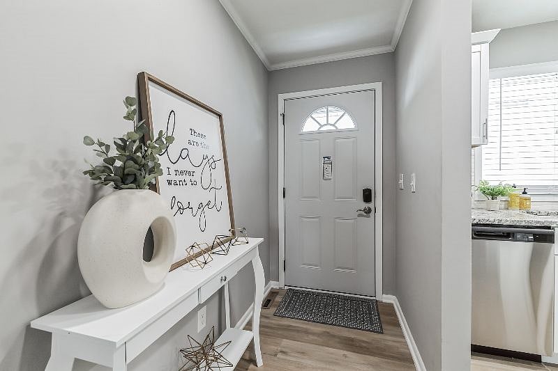 Relaxing Hallway.