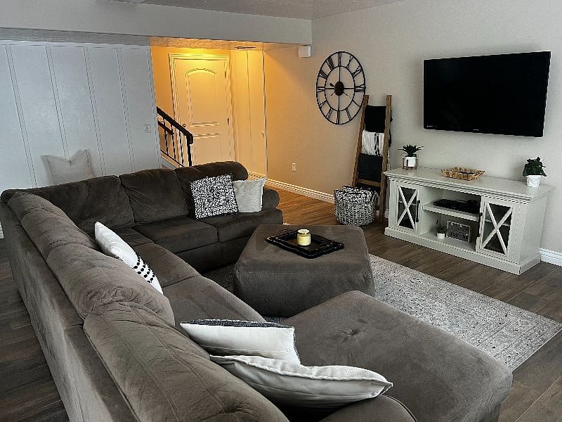 Furnished Finder property 527881_1 photo 4