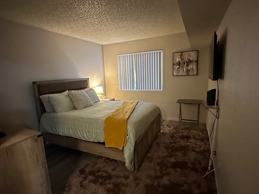 Furnished Finder property 527909_1 photo 8