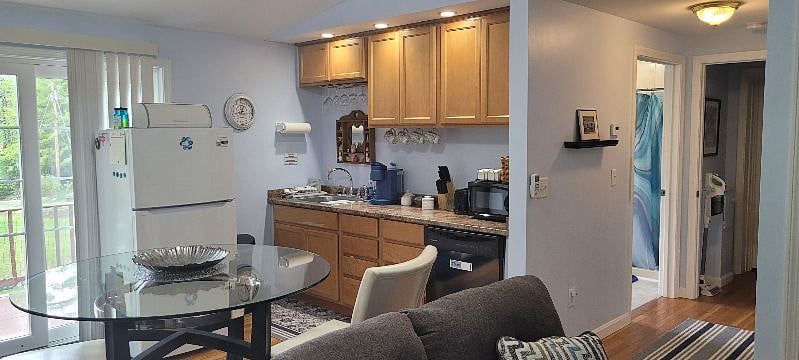 Furnished Finder property 527992_1 photo 13