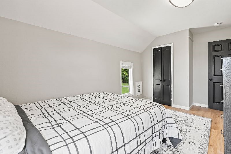 Furnished Finder property 527998_1 photo 16