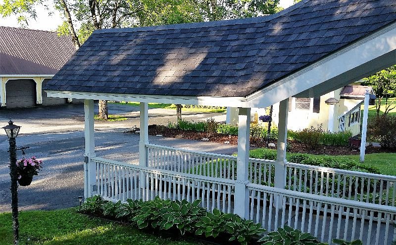 A circular driveway and private and free parking area for you and your guests