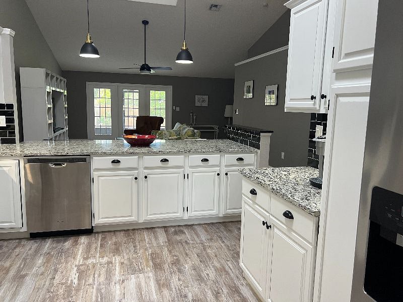 Granite countertops 