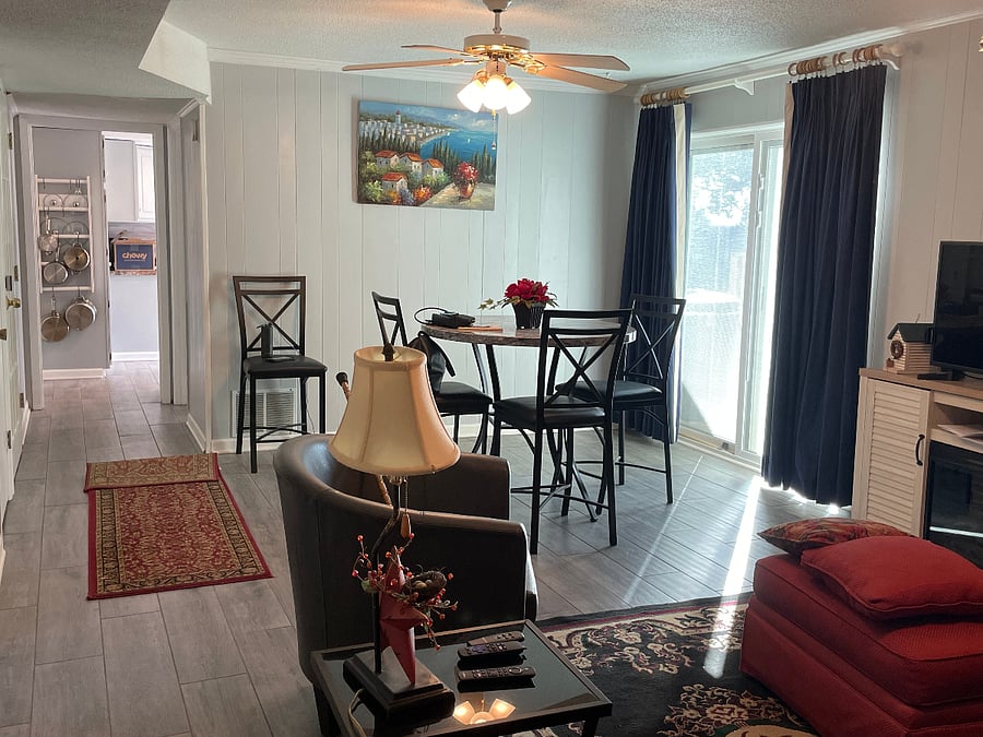 Furnished Finder property 528033_2 photo 6