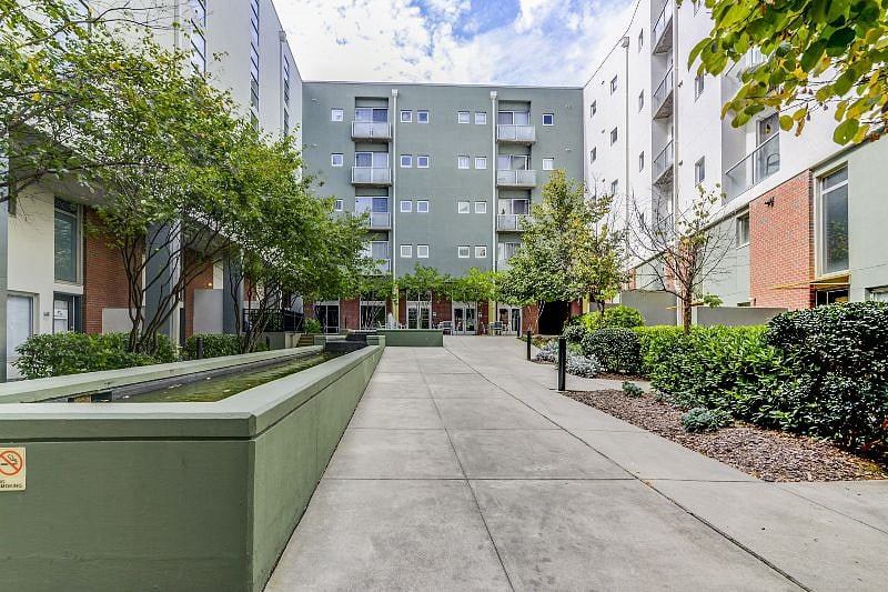 Furnished Finder property 528113_1 photo 14