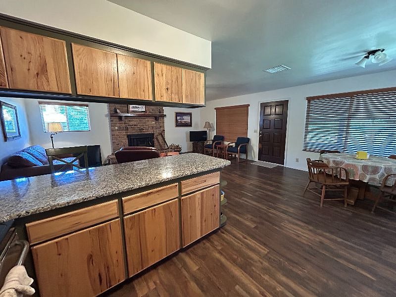 Furnished Finder property 528127_1 photo 4
