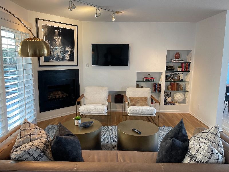 Furnished Finder property 528157_1 photo 5