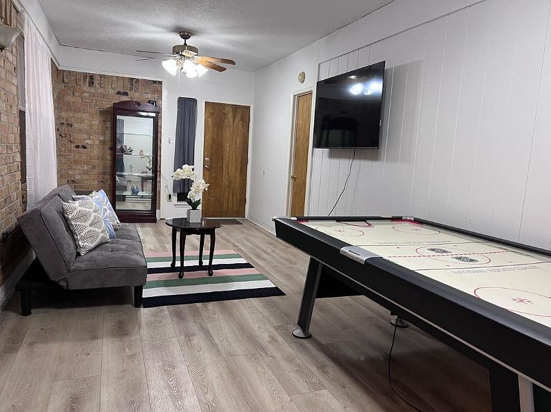 Furnished Finder property 528202_1 photo 3