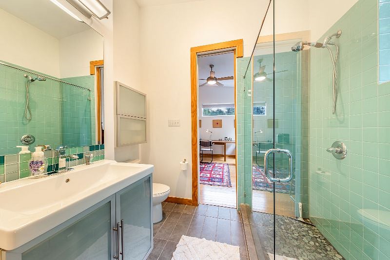 Furnished Finder property 528212_1 photo 13