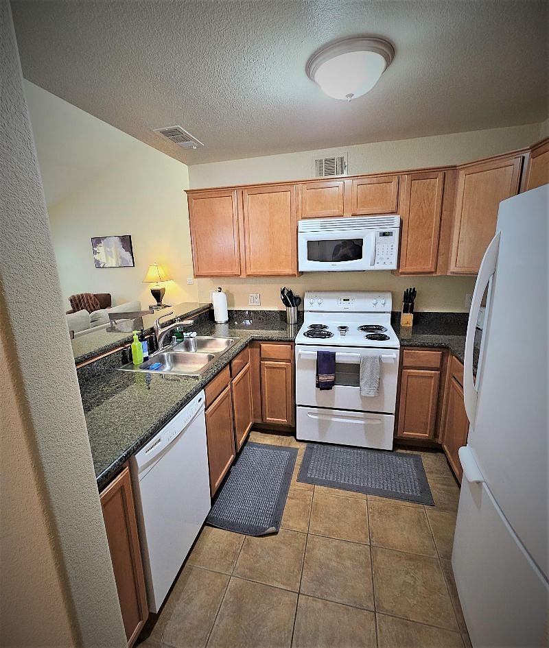 Furnished Finder property 528232_1 photo 3