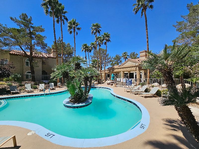 Furnished Finder property 528232_1 photo 24