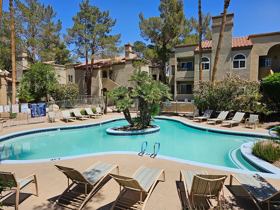 Furnished Finder property 528232_1 photo 32